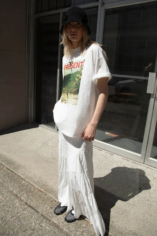 OVERSIZED GRAPHIC T-SHIRT